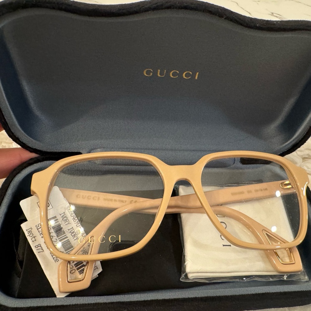 Gucci Sunglasses!!!